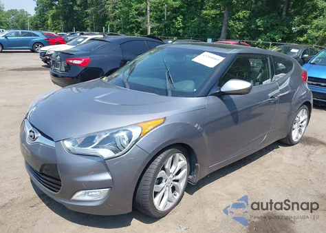 2013 Hyundai Veloster Base W/Black from USA, damaged, VIN KMHTC6AD5DU132237